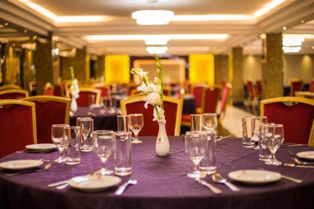 Hotel Castle Salam Khulna Eksteriør billede